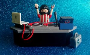 dj pichurra-custom-playmobil-2