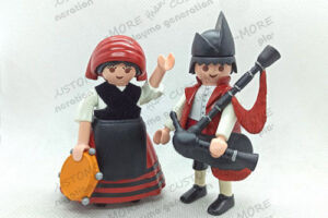 playmobil_personalizado_asturiano_asturiana_trajes_regionales_custom-playmobil-playmo-generation 2