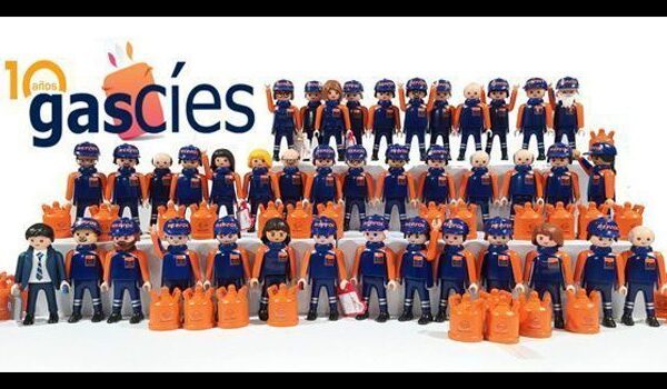 custom_playmobil_repsol_butano_playmo_generation_10_gas_cies-1-copia-e1629105802851